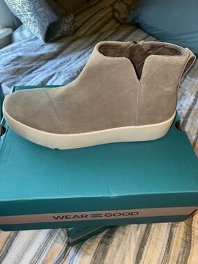 Toms Taupe Suede Wedge Ankle Bootie